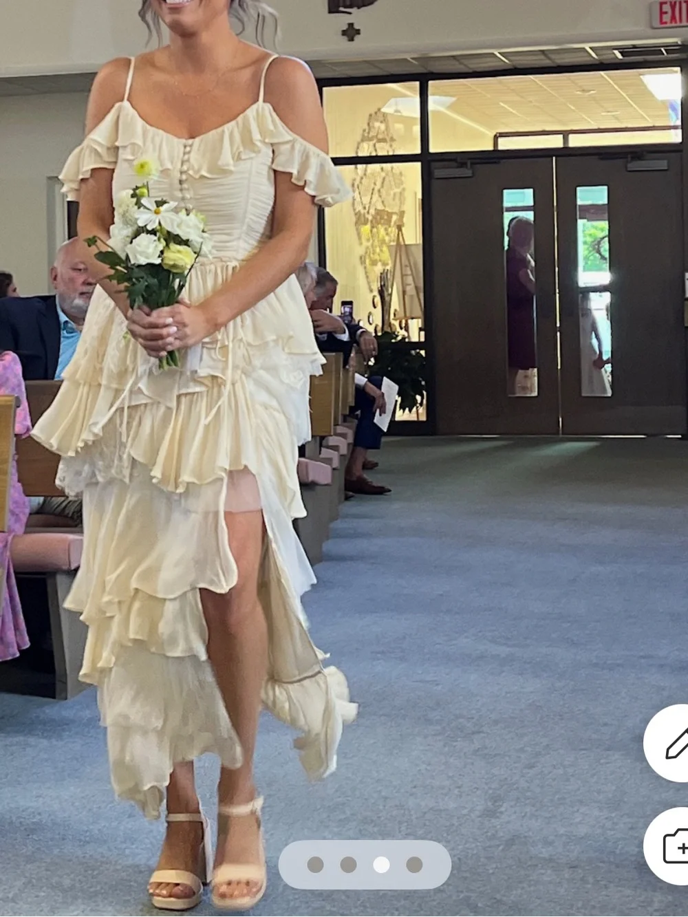 Anthropologie Corset Tiered Ruffle Lace Dress Ivory Cream Maxi Size M - Picture 2 of 5